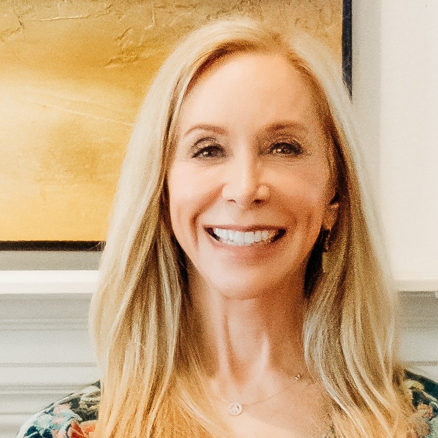 Lisa Dunavin, LPC Associate